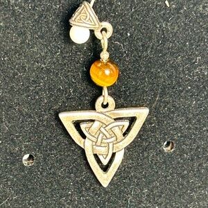 Celtic Knot Triquetra Pendant Tiger Eye Bead VTG